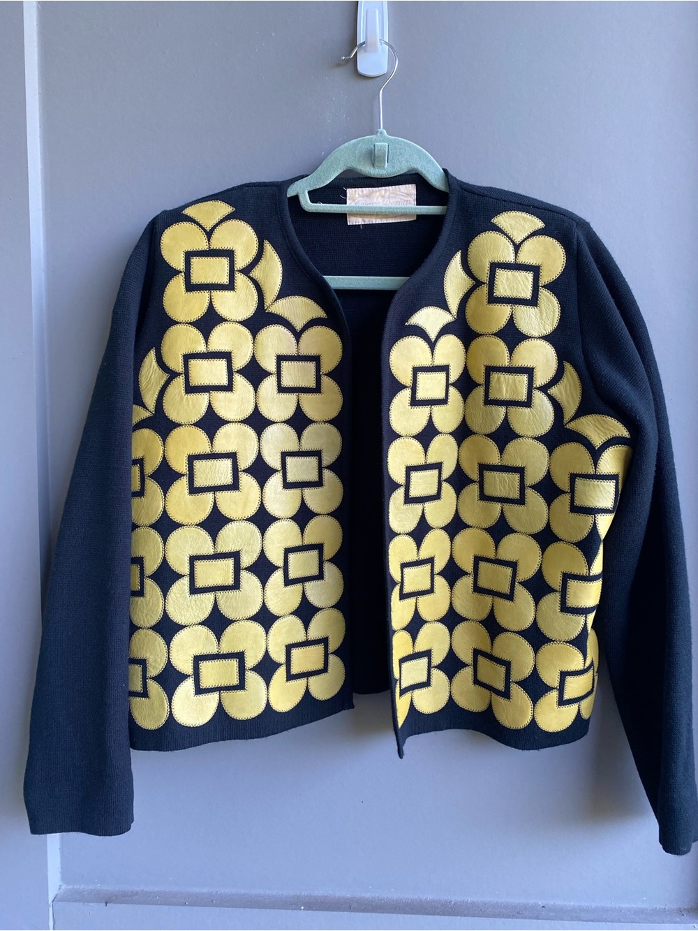 Vintage Opera Design Cotacachi Ecuador‎ Black and Yellow Flower Jacket Size L